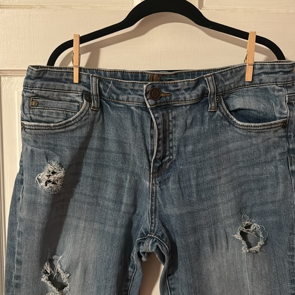 COPY - Kut From The Kloth Low Ride Distressed Women's Jeans Size 12 - Picture 4 of 14